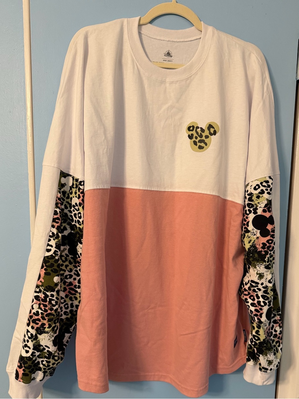 NWT Disney Animal Kingdom Spirit Jersey “Wild About Disney”